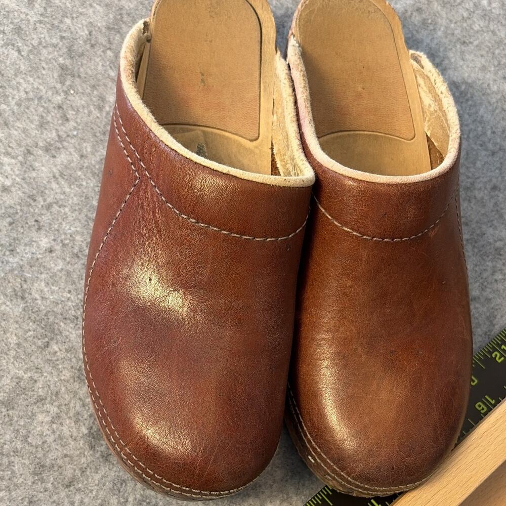 Olaf daughters Women's rust Leather Slip-On Clog Mule Round Toe US 7